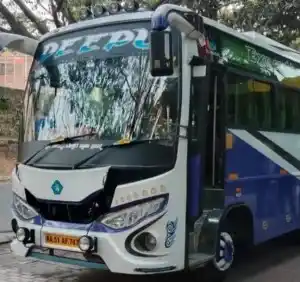 21 Seater Mini Bus in Bangalore for Business Trip