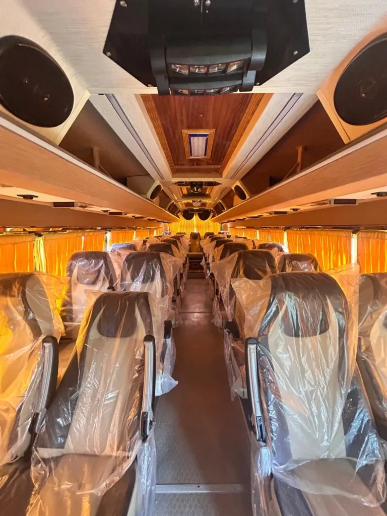 30 seater DVD coach push back seats