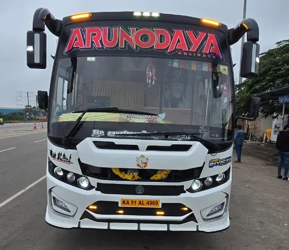 45 seater bus hire in bangalore