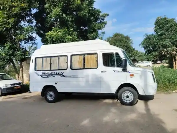 20 Seater Tempo Traveller on rent in Bangalore