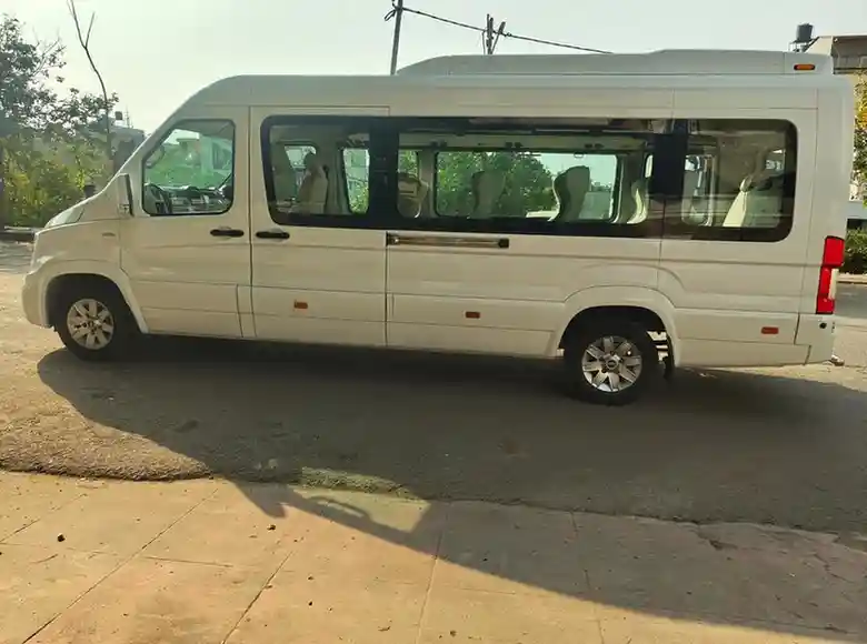 Force Urbania 17 Seater Van Rental in Bangalore